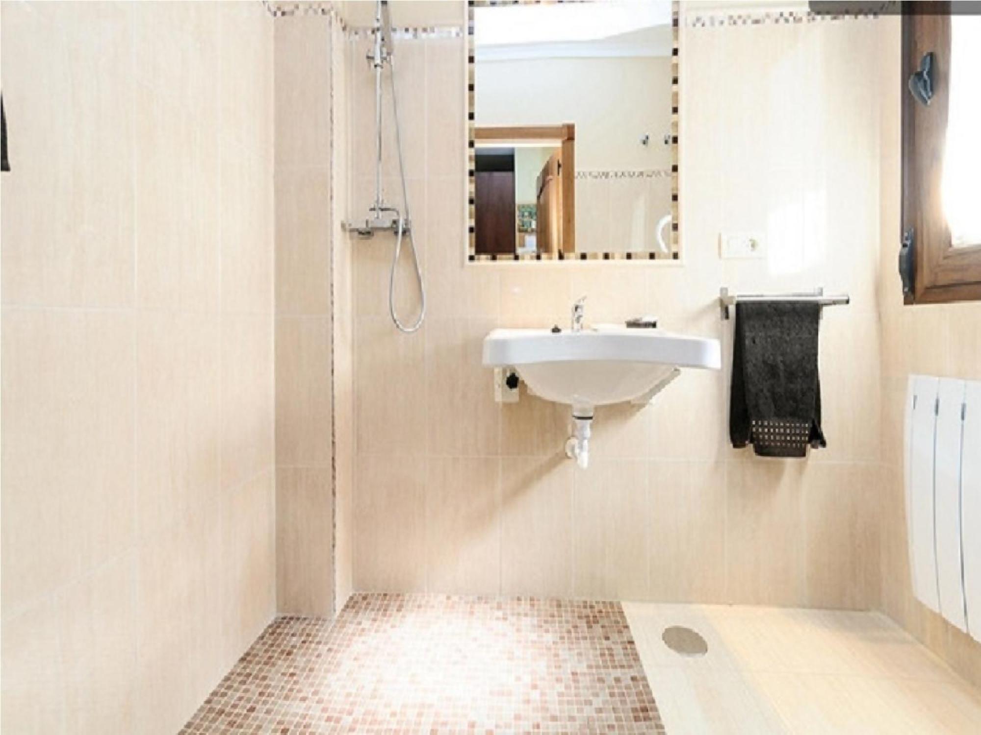 A 15 Minutos Granada Piscina Jacuzzi Barbacoa Gospodarstwo wiejskie Güevéjar