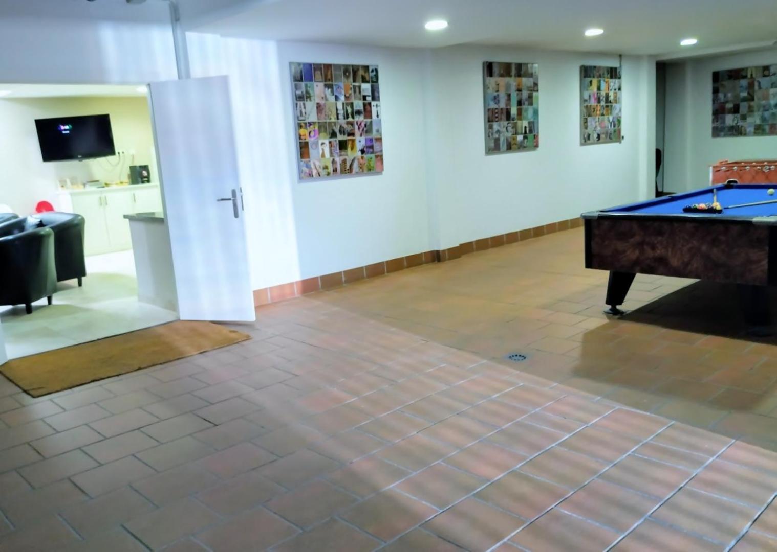 Gospodarstwo wiejskie A 15 Minutos Granada Piscina Jacuzzi Barbacoa Güevéjar