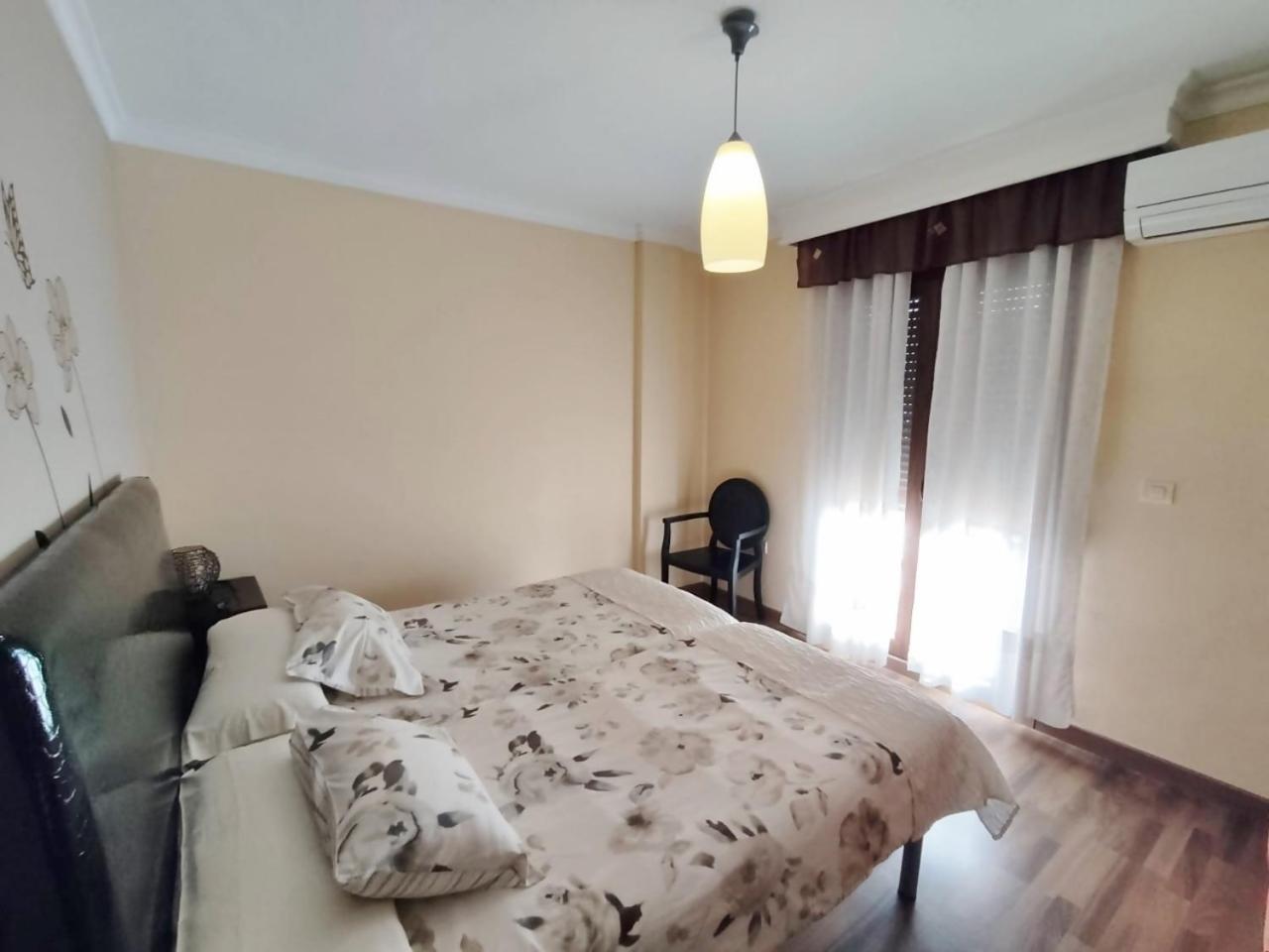 A 15 Minutos Granada Piscina Jacuzzi Barbacoa * Güevéjar